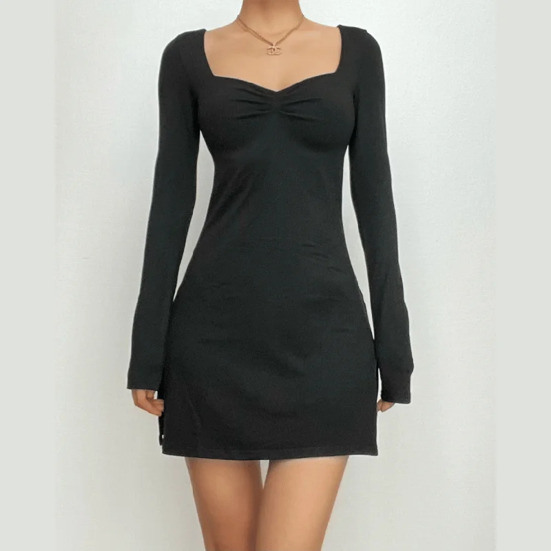 BerryBetty - Square neck solid ruched long sleeve mini dress