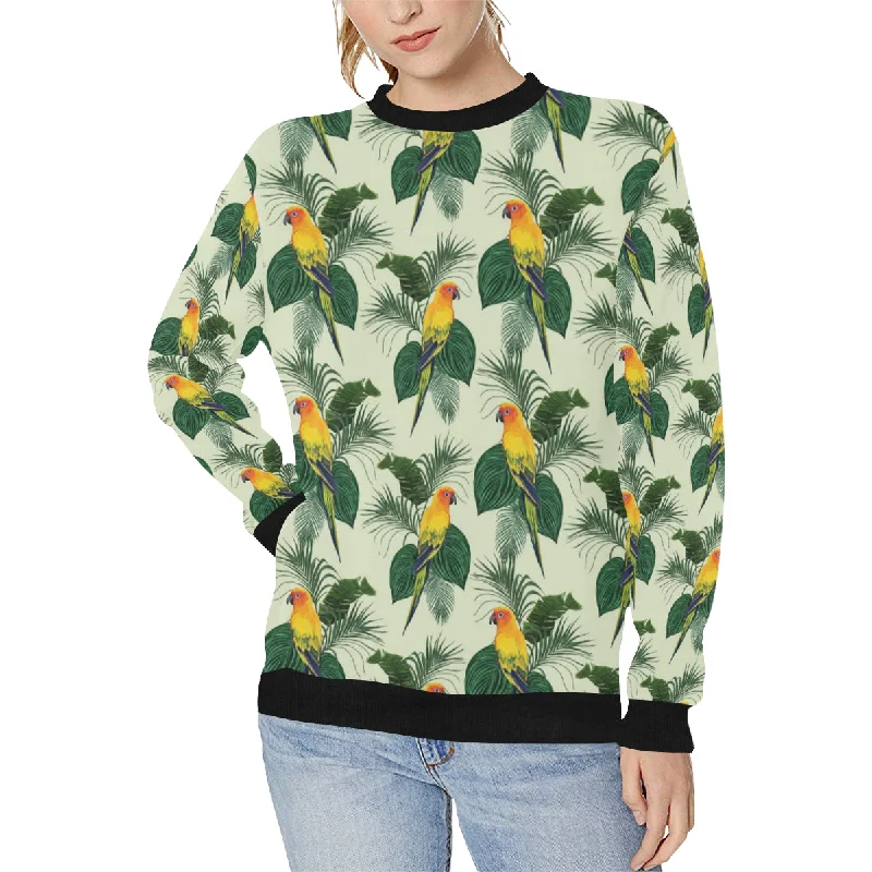 Beautiful parrot palm leaves pattern Women's Crew Neck Sweatshirt