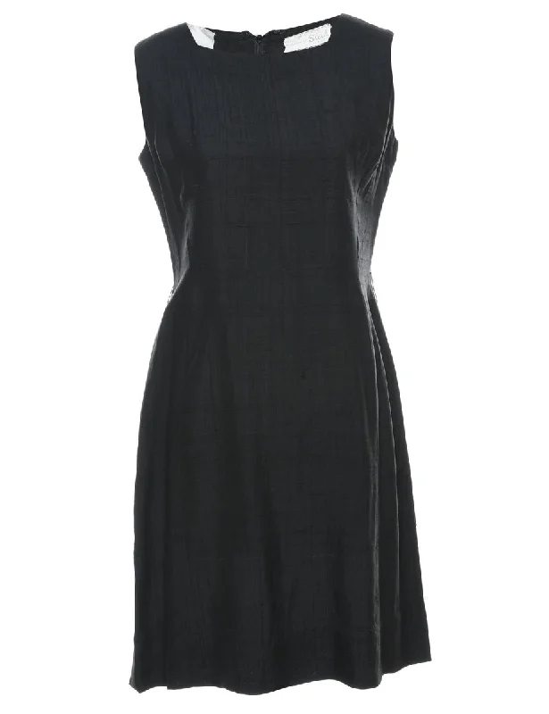 Black Dress - M